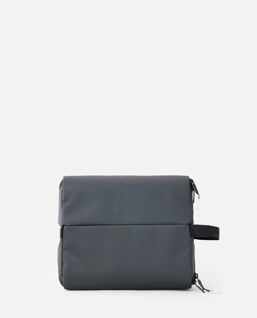 WEEKEND TRAVEL COSMETIC CASE