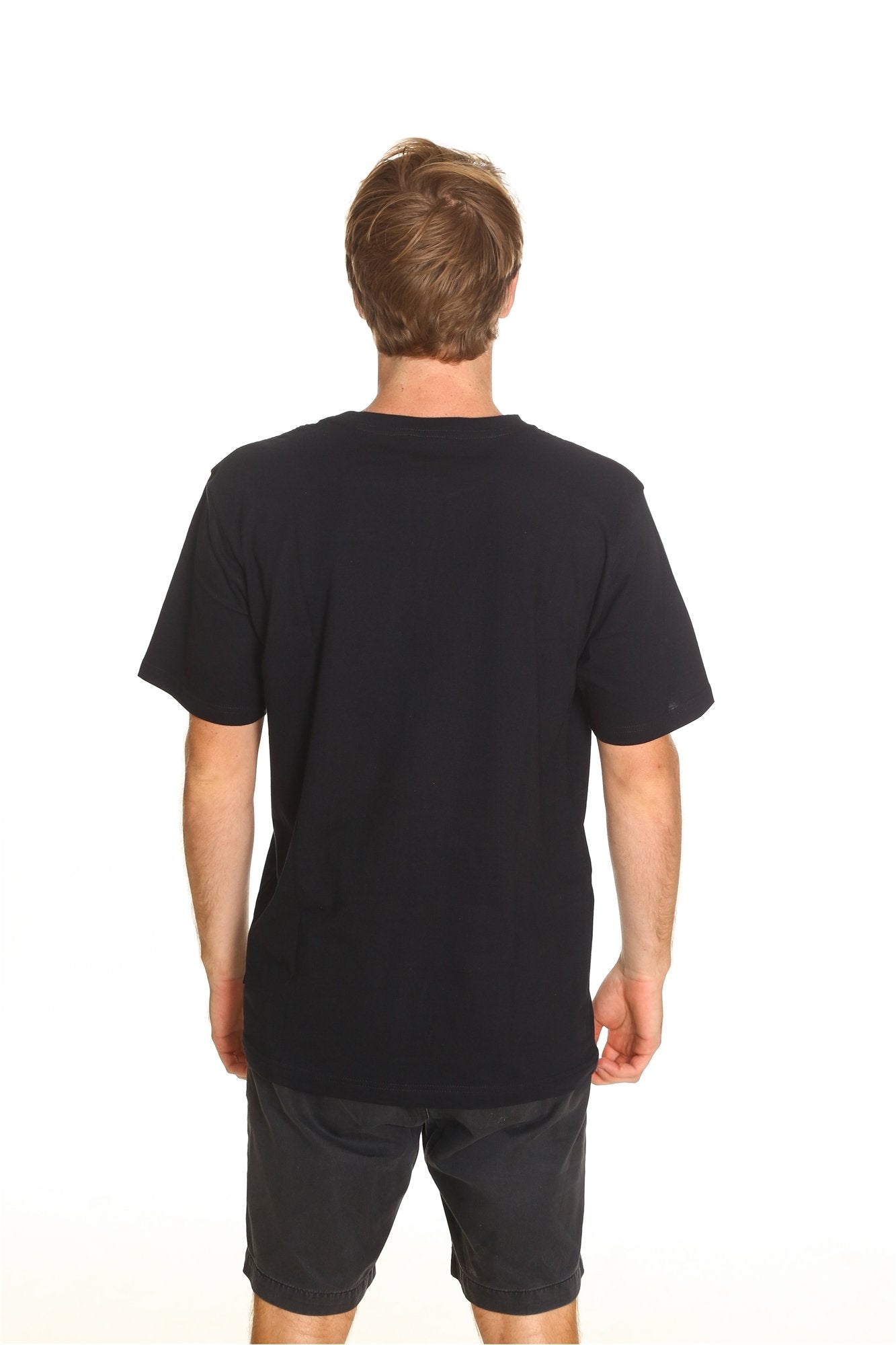 QUEST ART TEE