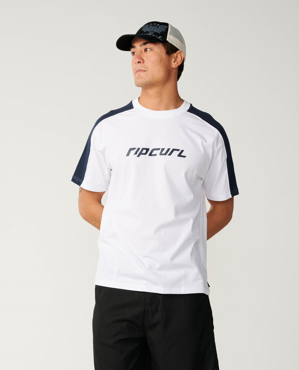 ARCHIVE UP TOP PANEL T-SHIRT