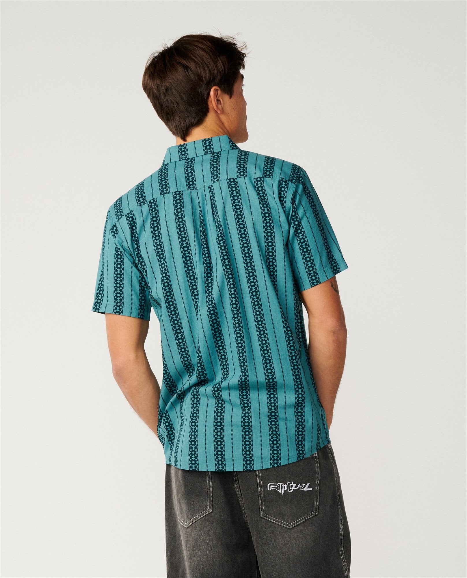 SESSIONS S/S SHIRT