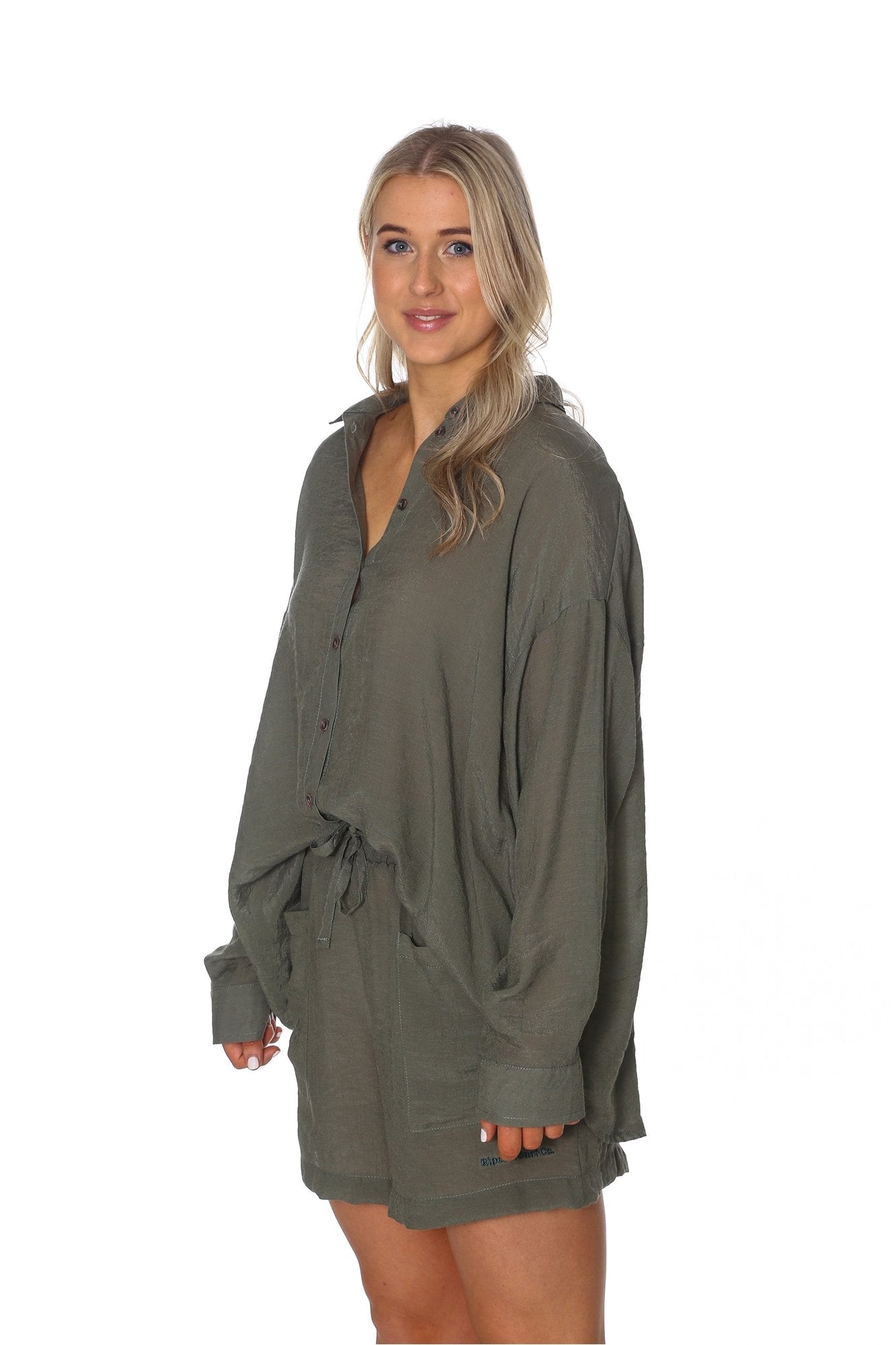 CALA L/S BUTTON UP
