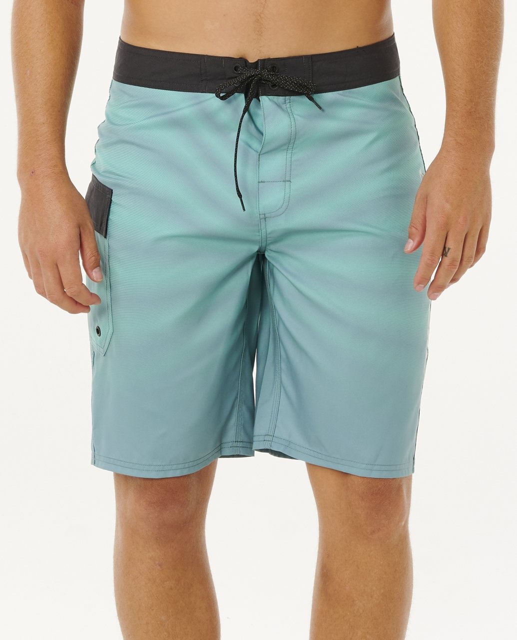 SHOCK WAVE BOARDSHORT